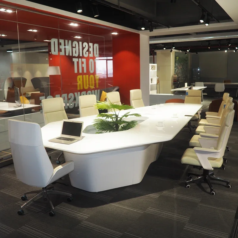 طاولة اجتماعات حديثة بيضاء ذكي - مراجعة Office Tech Room وسعره